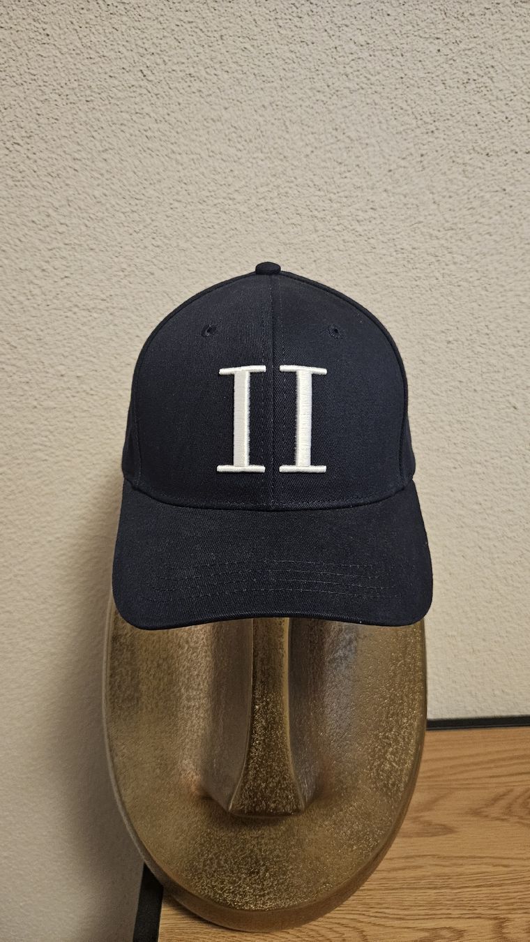 Chapeaux, bonnets & casquettes: 8x Cap neu und ungetragen – Neuf (Voir description) à Seon par flukastrim 6