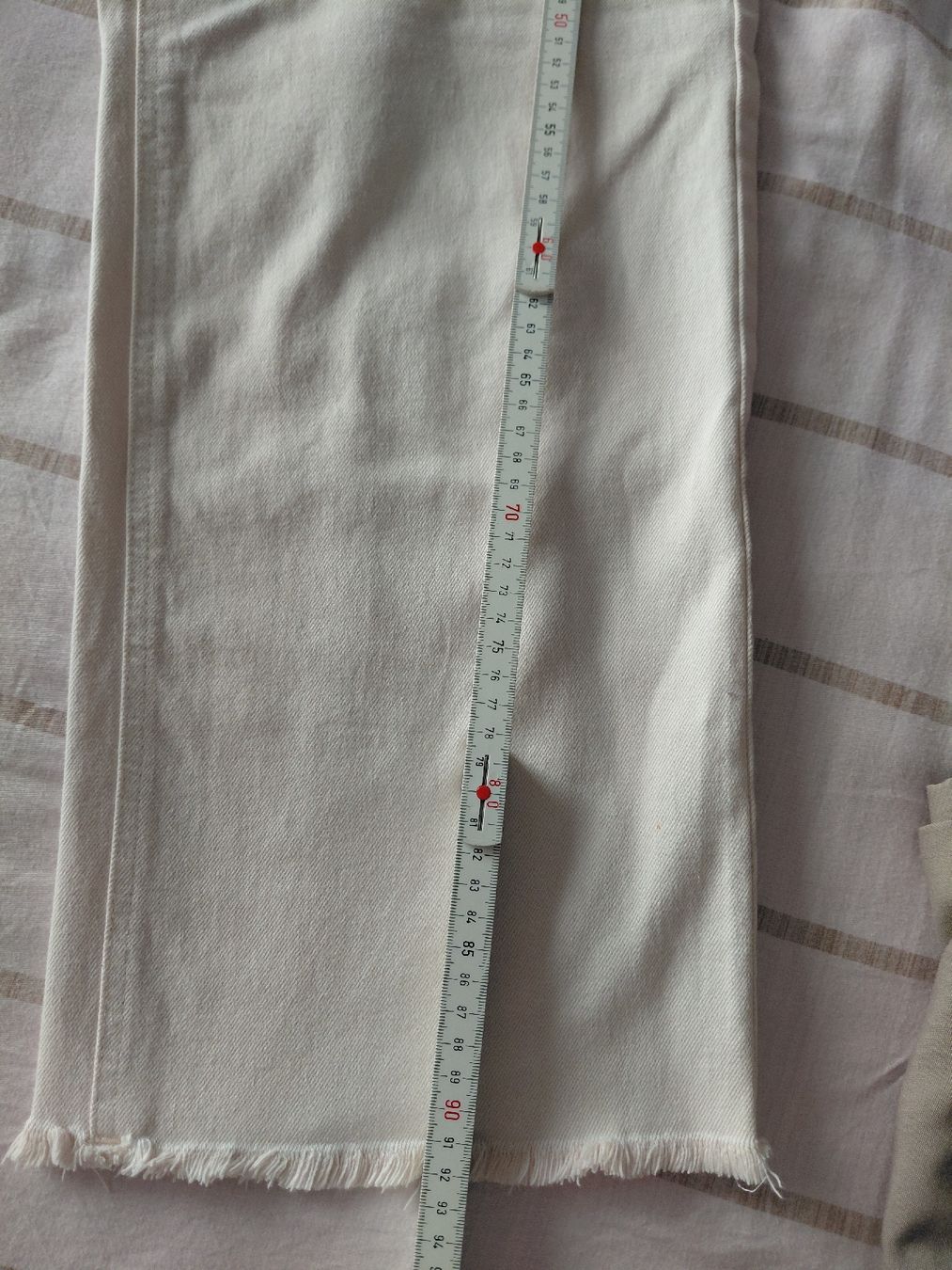 H&M Jeans: Straight Leg Jeans Stretch von H&M – Usato da Geuensee venduto da sonnenstunden 6