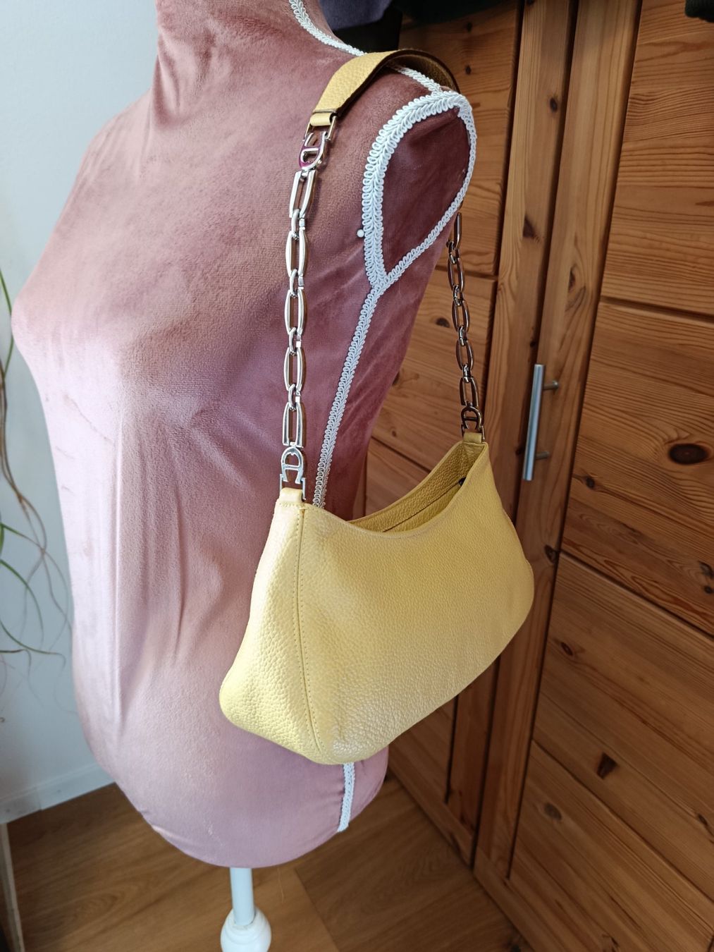 Aigner Borse da donna: Aigner Handtasche – Usato da Unterägeri venduto da rockundco