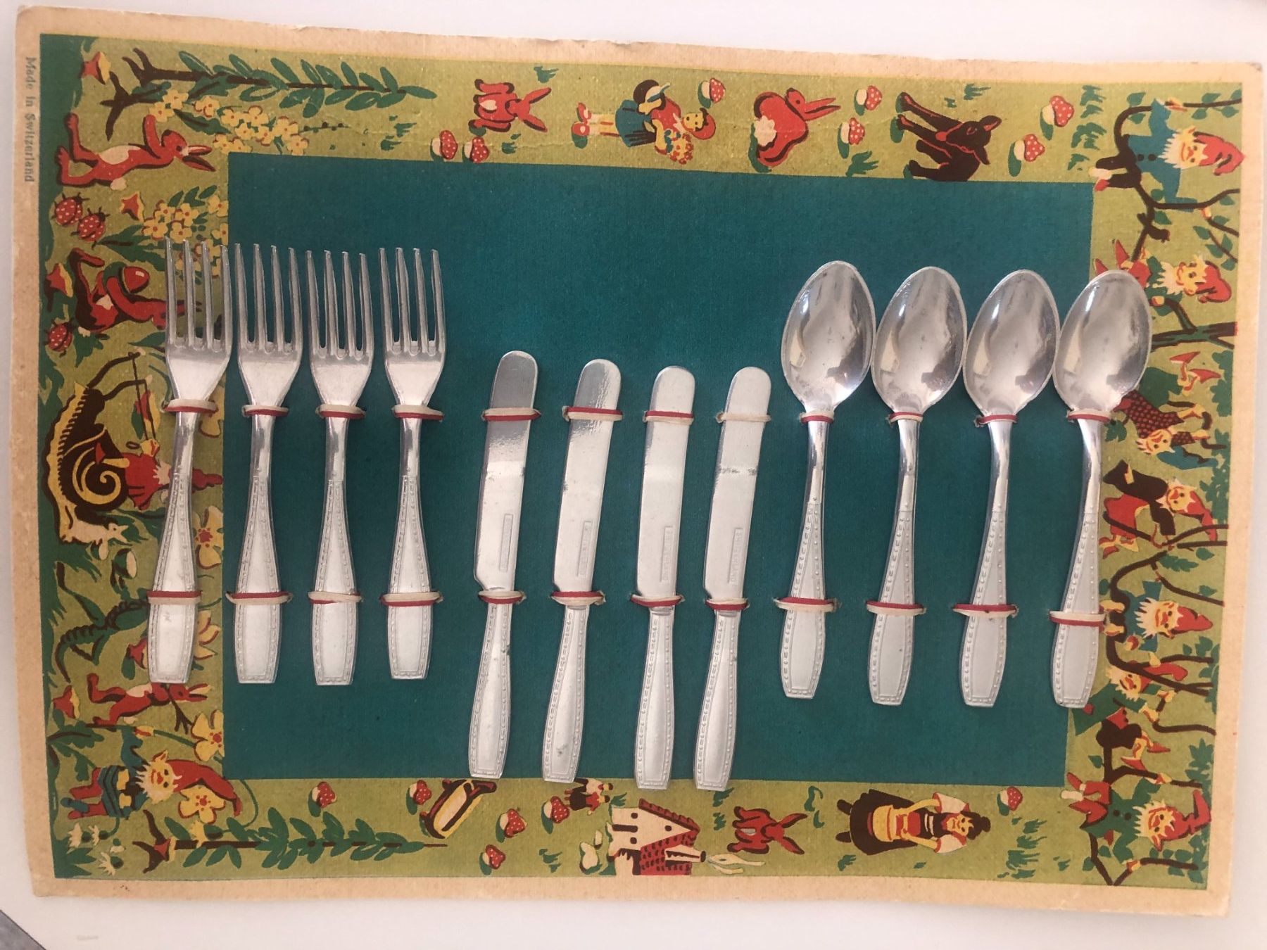 Giocattoli: Puppenbesteck aus Aluminium – Usato da Bassersdorf venduto da sammelfloh 2