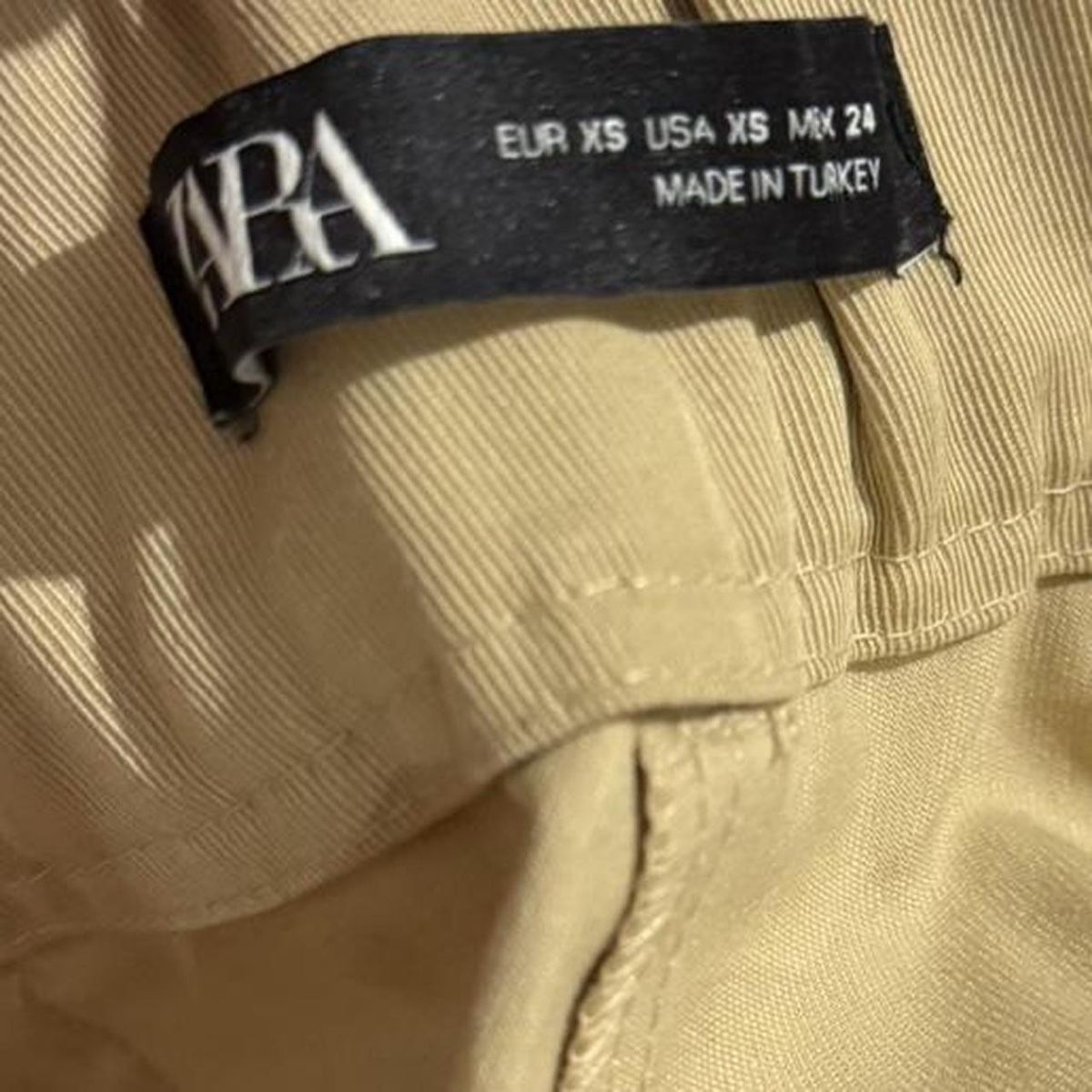 Zara Pantaloni: Zara Beige Trousers – Nuovo e nell'imballaggio originale da Basel venduto da 1moonstar 2