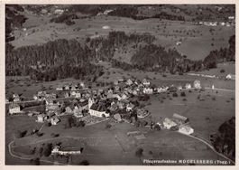 Flugaufnahme von Mogelsberg, gelaufen 1943