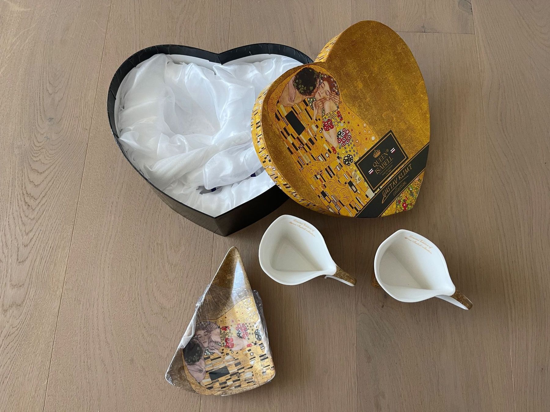 Tassen: Gustav Klimt Collection - Queen Isabel Edition – Neu und originalverpackt aus Oberägeri von Chica-go 2