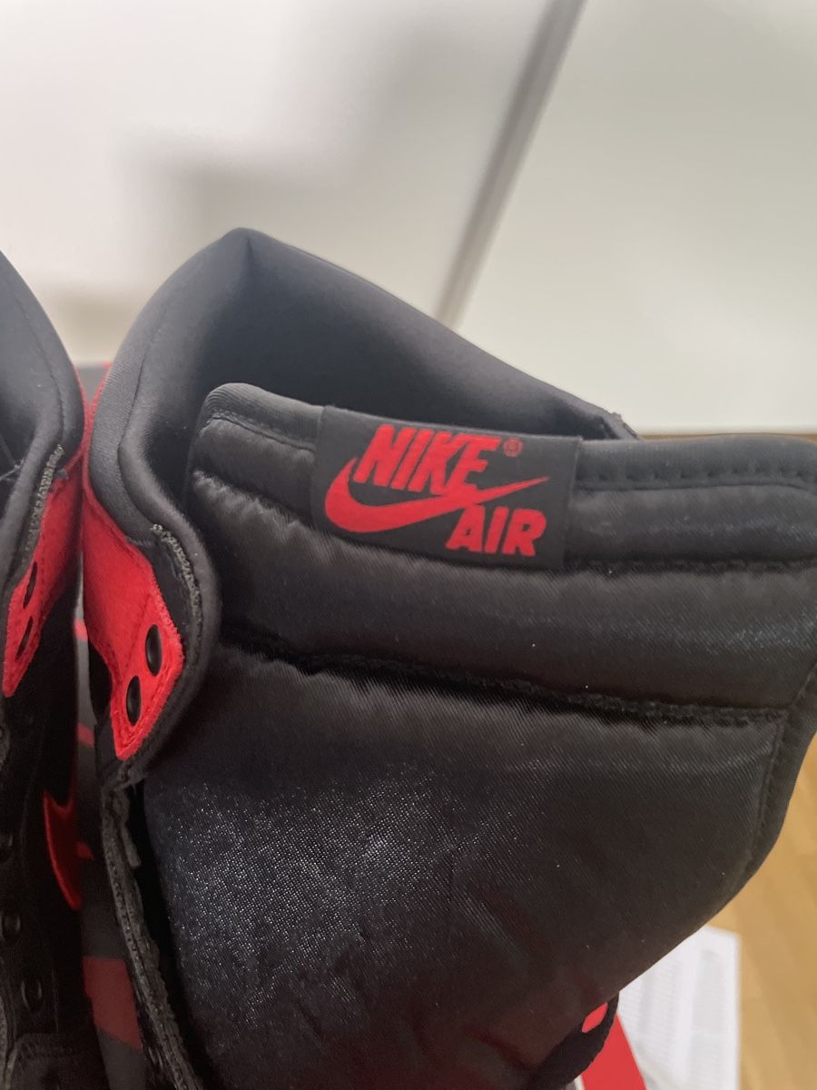 Jordan Scarpe da uomo: Jordan 1 High Bred Satin // eu44 // Neu – Nuovo e nell'imballaggio originale da Wittenbach venduto da therealmoonstone 2