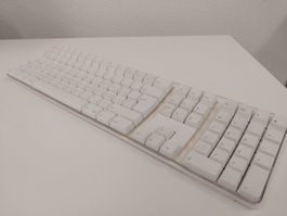 2003 vintage Apple Wireless Keyboard (A1016)