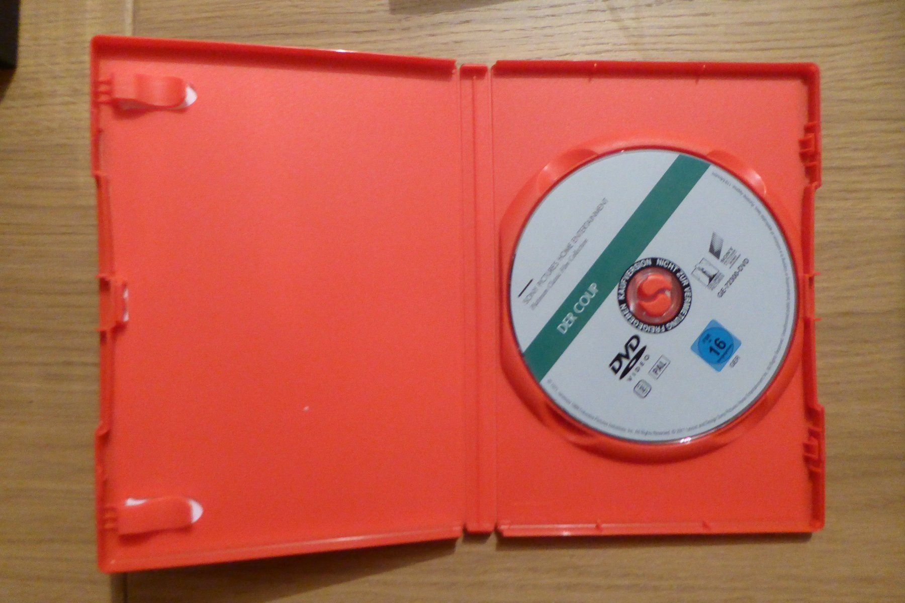 Tutti i DVDs: DVD Belmondo Sharif Der Coup – Usato da Allschwil venduto da Summelsarium 3