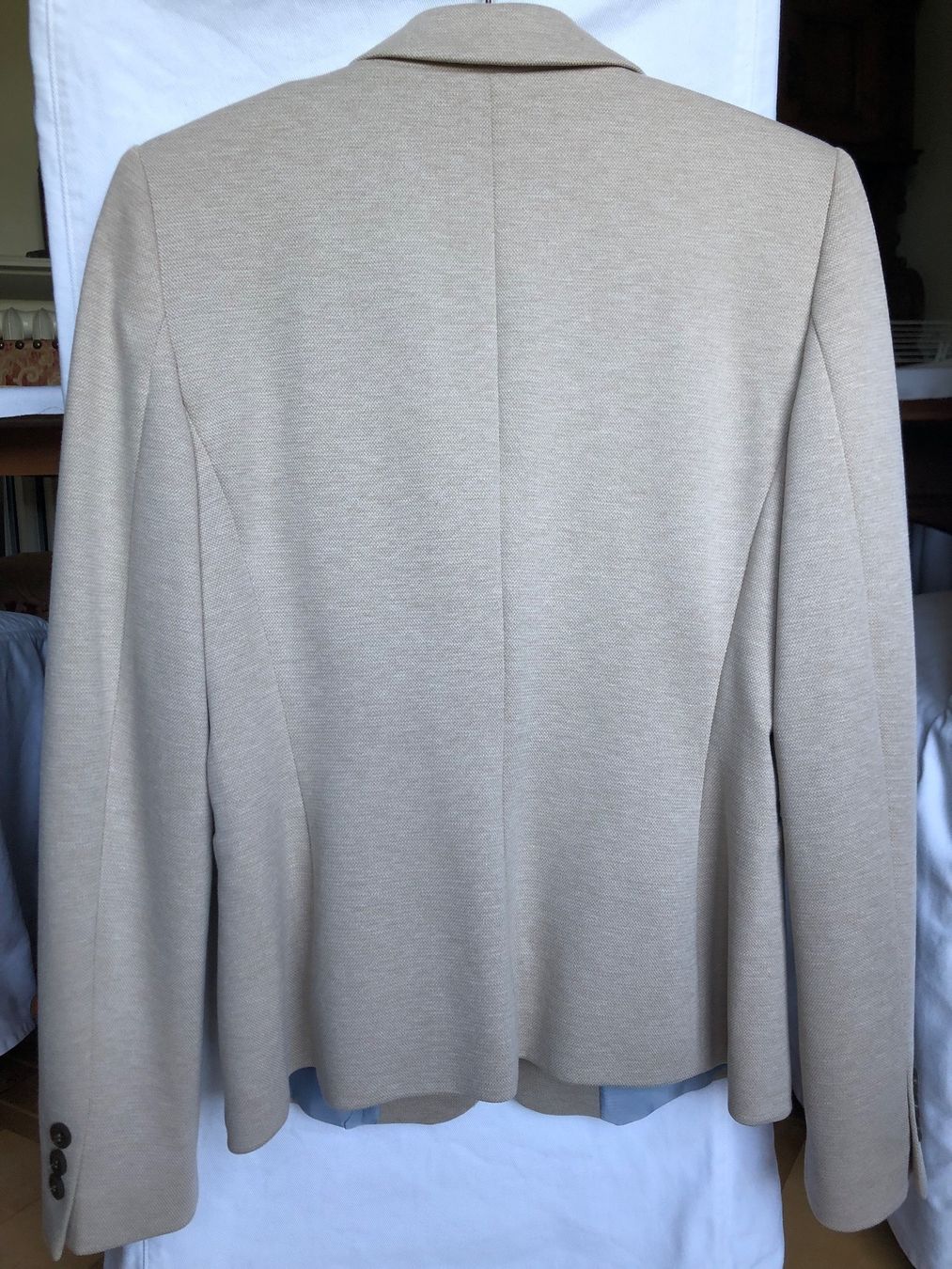 Giacche: Klassischer Damenblazer in beige, Gr. 38 – Usato da Zürich venduto da Hoco0 1