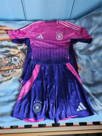 Ensemble Allemagne Adidas – maillot + short + sac de sport