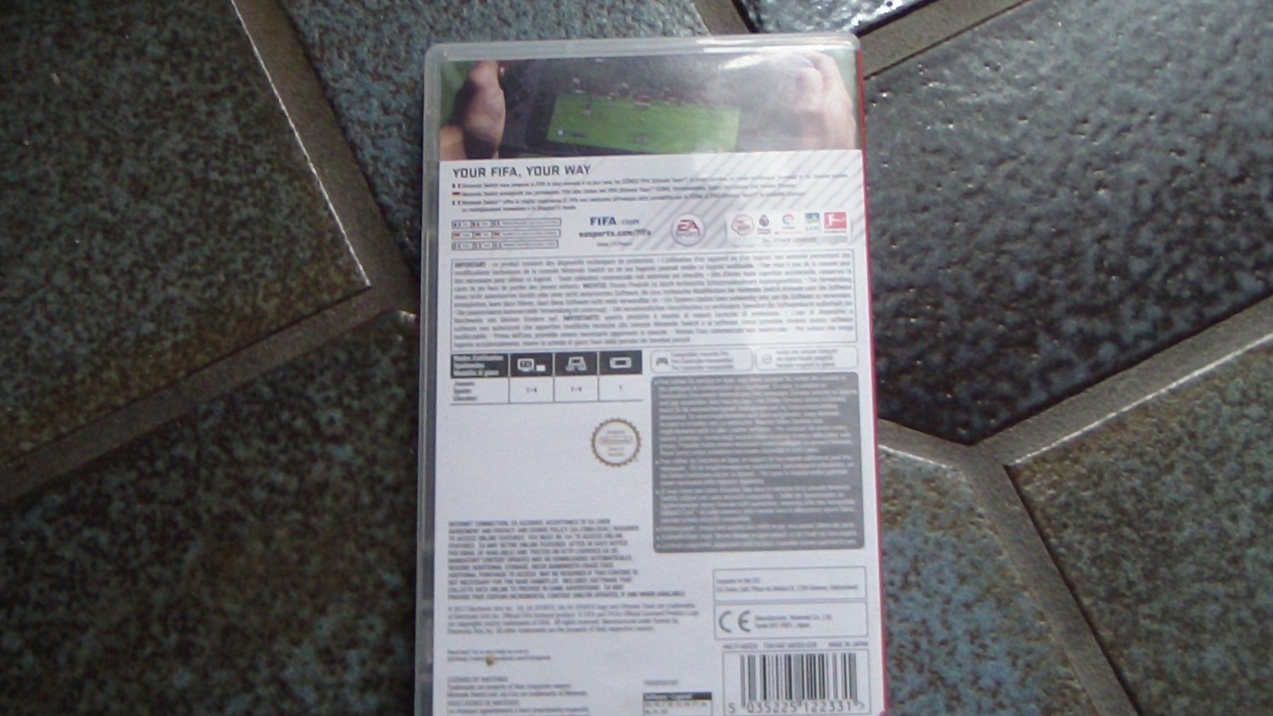 Nintendo Giochi: Jeu FIFA18 switch. Boite  fr/de/it – Usato da Vollèges venduto da Berard0 2