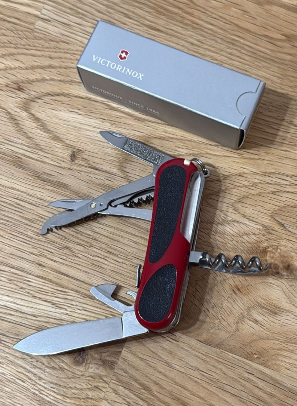 Victorinox Coltelli tascabile: VICTORINOX  SACKMESSER  EVOGRIP S17 RED/BLACK – Nuovo e nell'imballaggio originale da Zürich venduto da Frei-Occasionen 4
