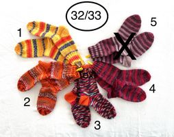 handgestrickte Wollsocken, 32/33