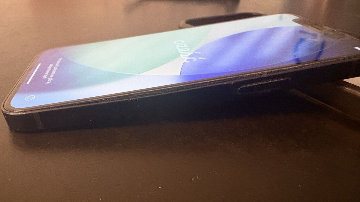 Apple Telefoni cellulari / Smartphones: iPhone 12mini, 128GB, black, defekt – Difettoso da Zürich venduto da lppes 4