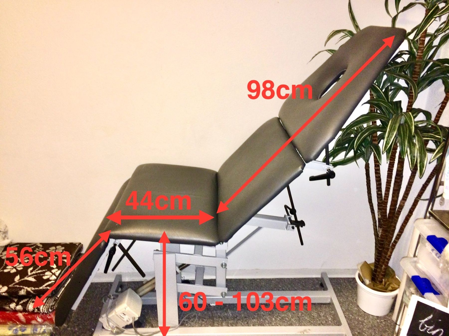 Sedie a sdraio: Massage / Behandlungsliege – Usato da Kloten venduto da Teo3ko 7