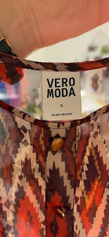 Vero Moda Top: Vero Moda Top Grösse S – Usato da Reichenbach i. K. venduto da pri_nbn7 2