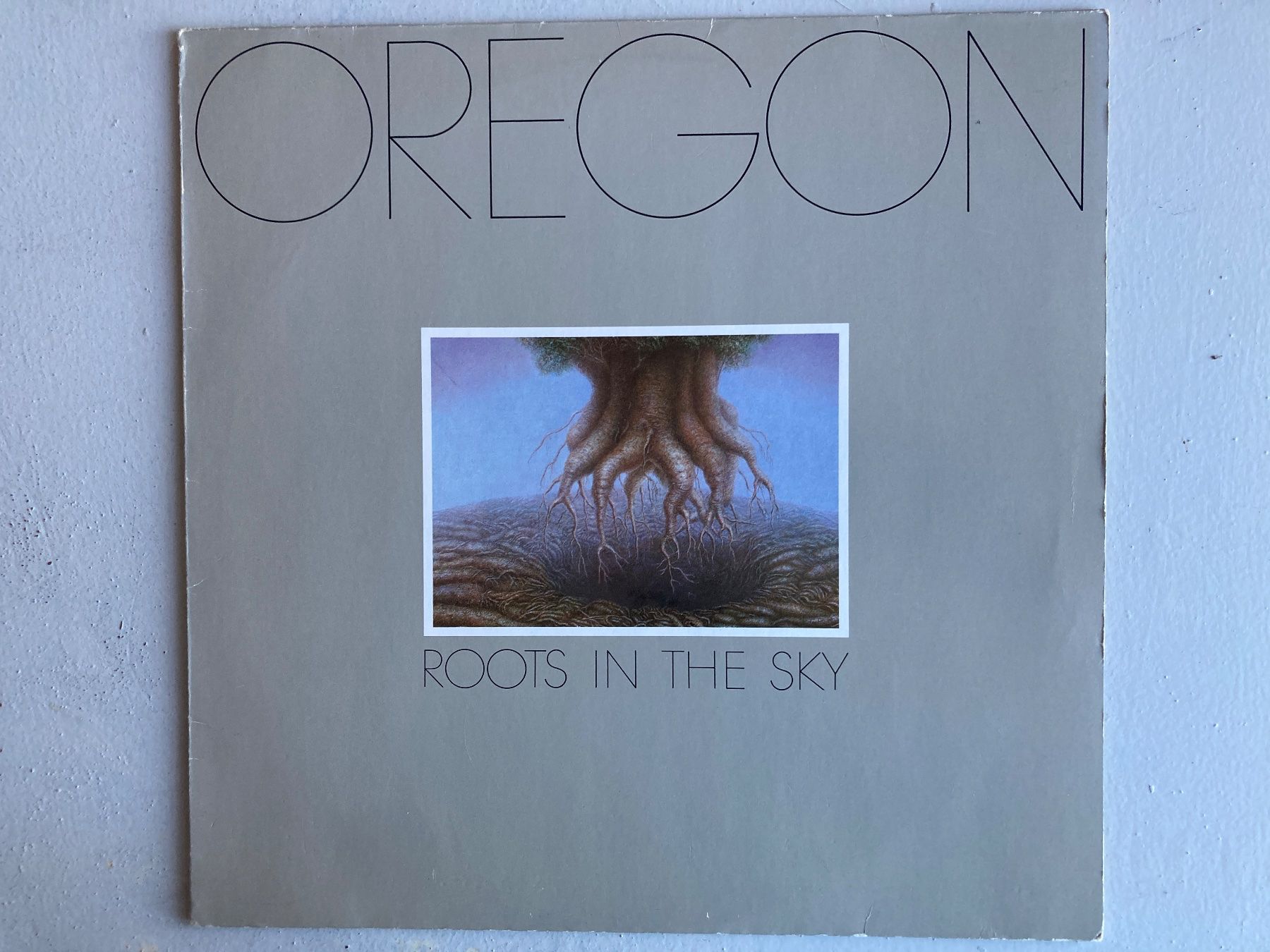 Dischi in vinile: Oregon, Roots in the Sky, Jazz, 1979 – Usato da Thun venduto da estrol