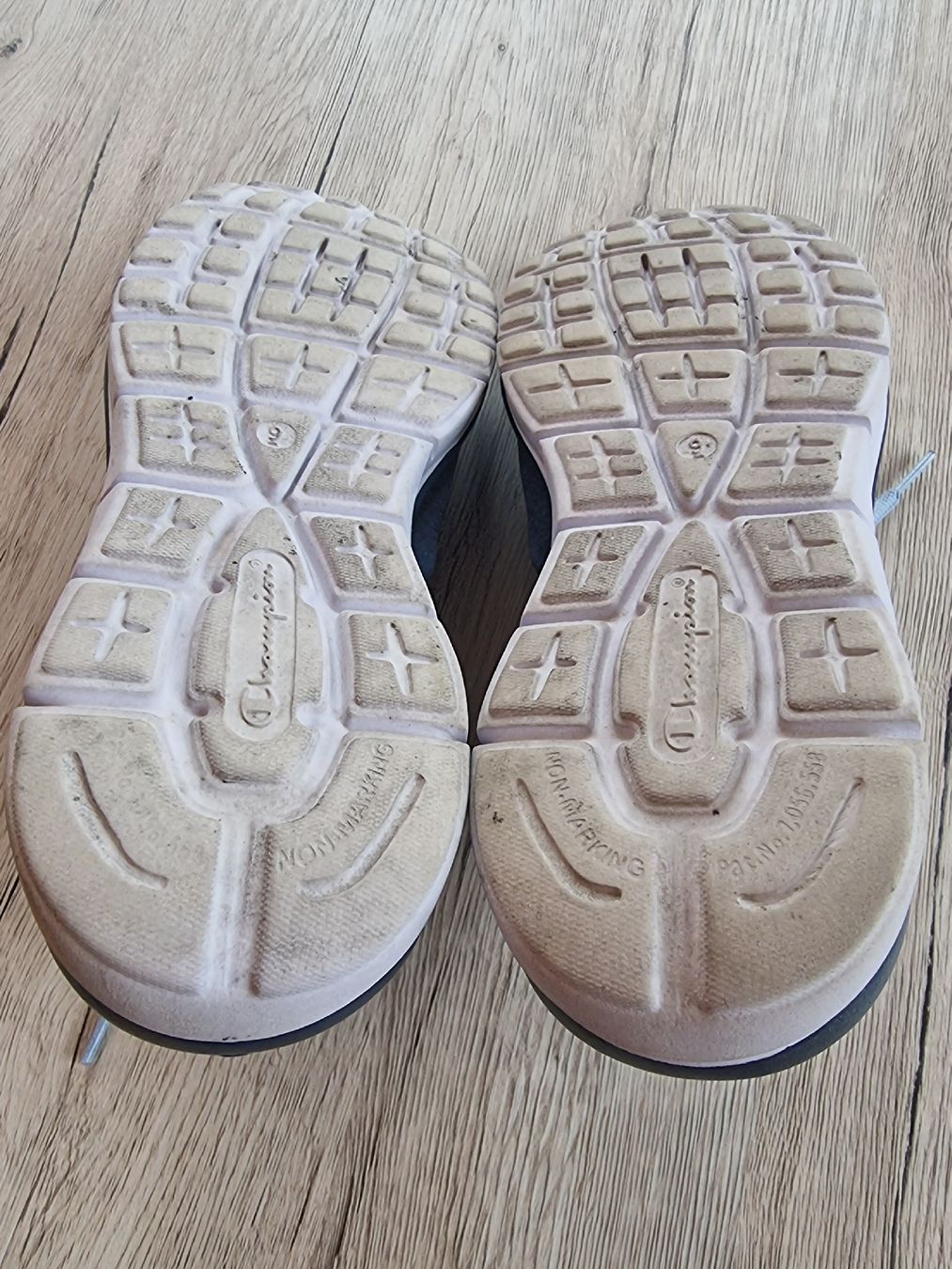 Champion Scarpe da uomo: Champion memory foam Schuhe Gr. 41 1/2 – Nuovo (secondo la descrizione) da Wildhaus venduto da Lurch1971 2