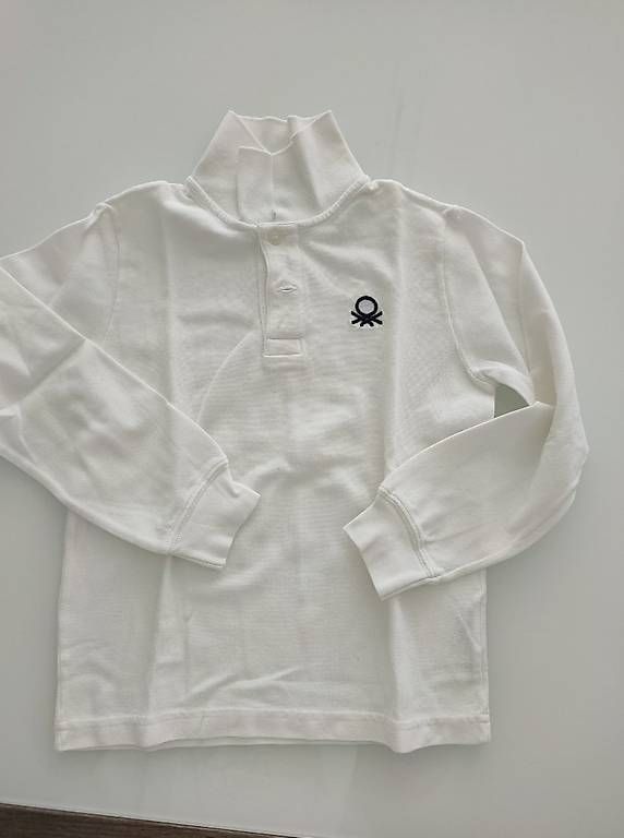 T-shirt: Maglietta maniche lunghe Benetton – Usato da Bellinzona venduto da mar_b5cp