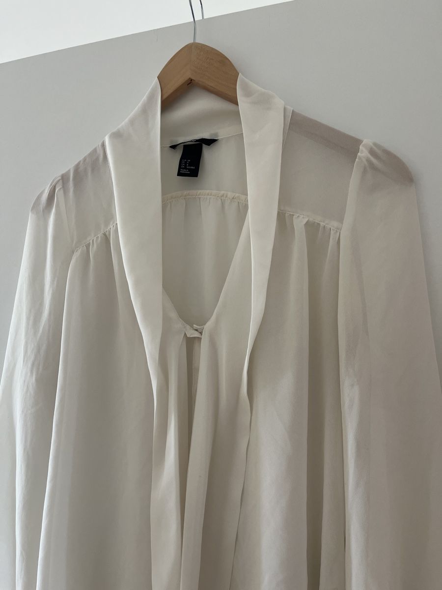 H&M Blusen: Bluse  – Gebraucht aus Allschwil von MaloseS08 1