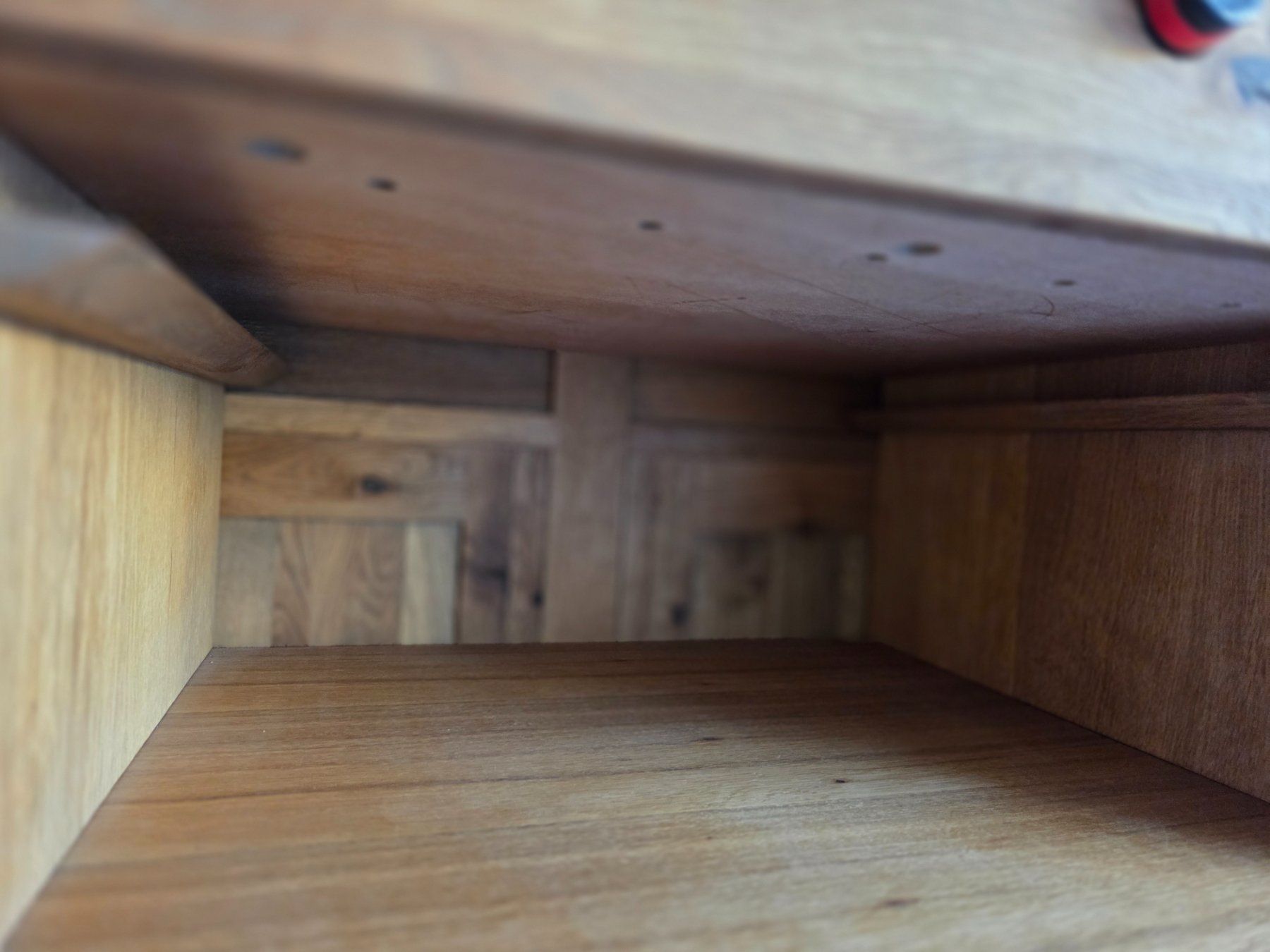 Allestimento di negozi e stand fieristici: Bar aus Holz Travers Conforama – Usato da Oftringen venduto da Black_Nymeria 3