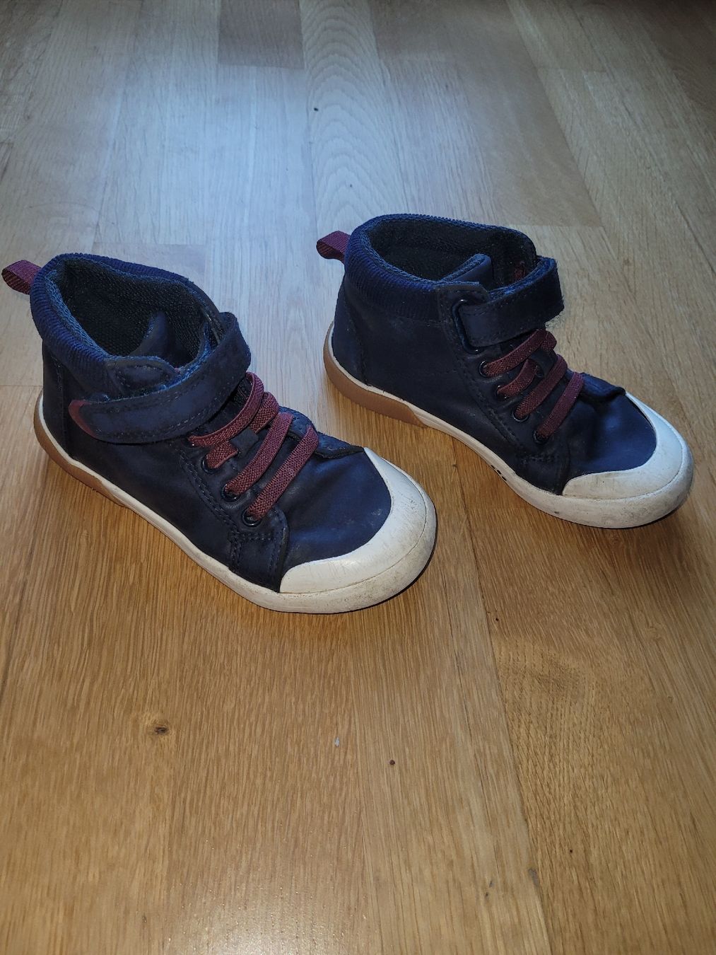 Vertbaudet Scarpe per ragazzi: Sneakers hoch, vertbaudet, Gr. 26 – Usato da Biel/Bienne venduto da Aare5 1