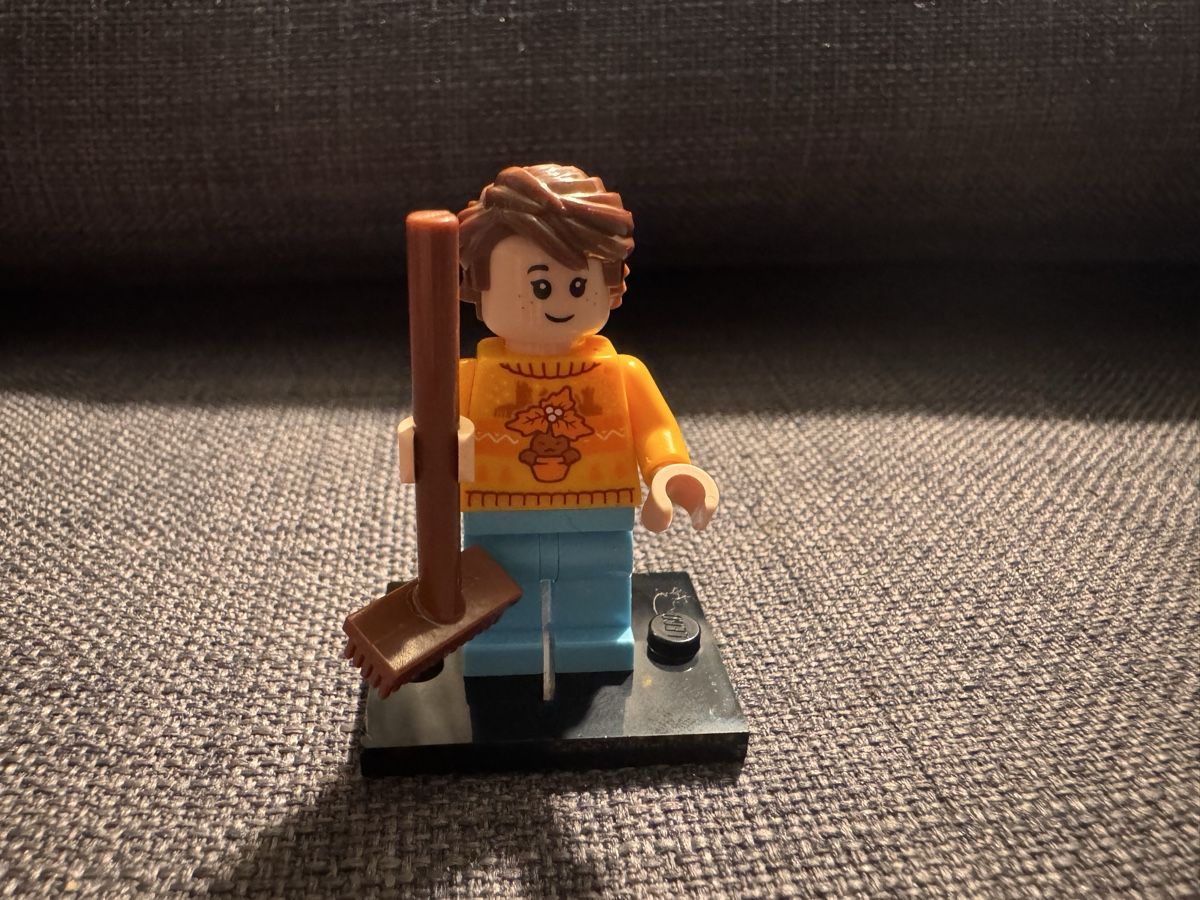 Lego Statuette: LEGO - Minifigur - City - Hausmann – Nuovo (secondo la descrizione) da Wetzikon ZH venduto da thayreen