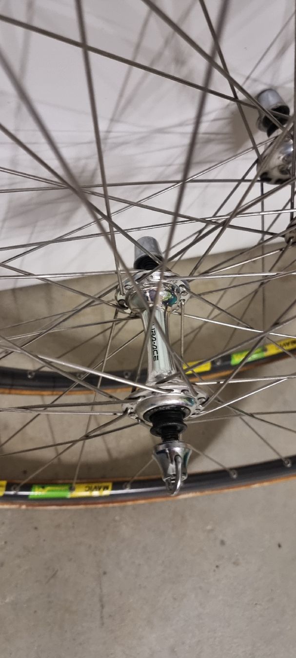 Shimano Ersatzteile: Shimano DuraAce Laufradsatz – Gebraucht aus Seon von Stibinio 1