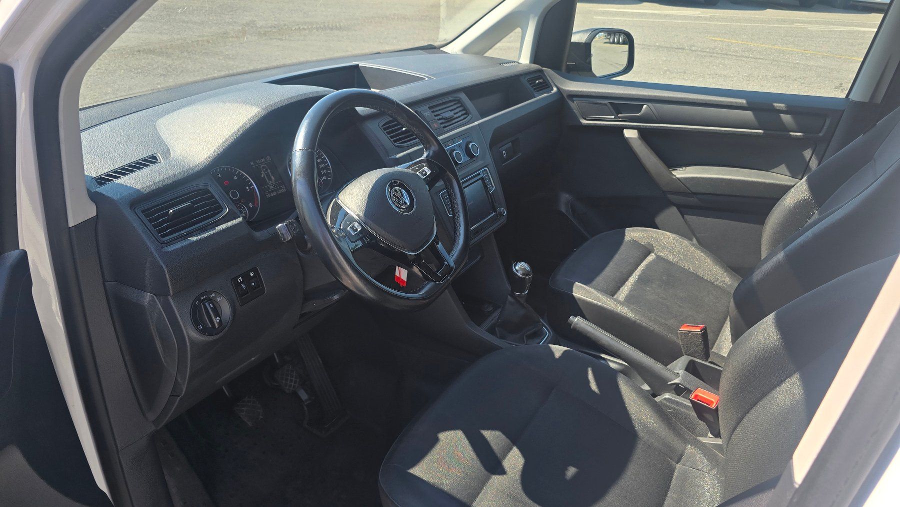 VW Veicoli commerciali: VW CADDY 2.0 TDI ab MFK – Usato da Emmenbrücke venduto da meu_2j8p 7