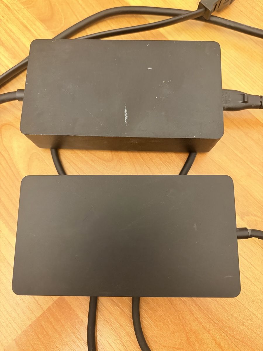 Microsoft Docking station: Surface Docking Station – Usato da Bellikon venduto da SvenMaerki 2