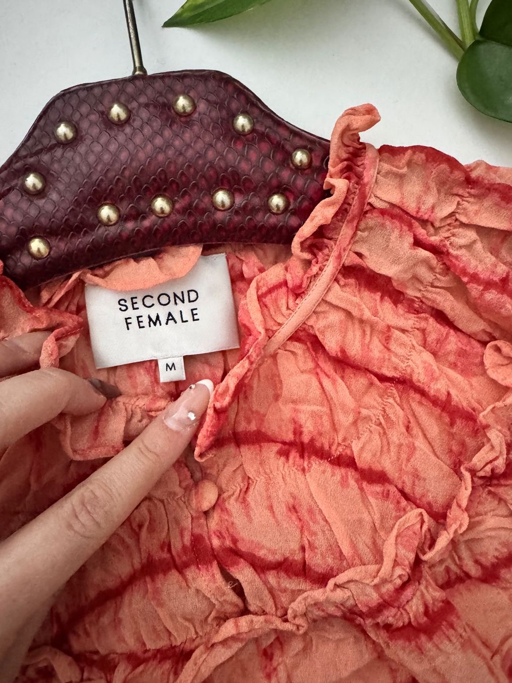 Chemisiers: Second Female Bluse Gr. M Batik orange rosa Top – D'occasion à Gibswil par Engelsgleich 3
