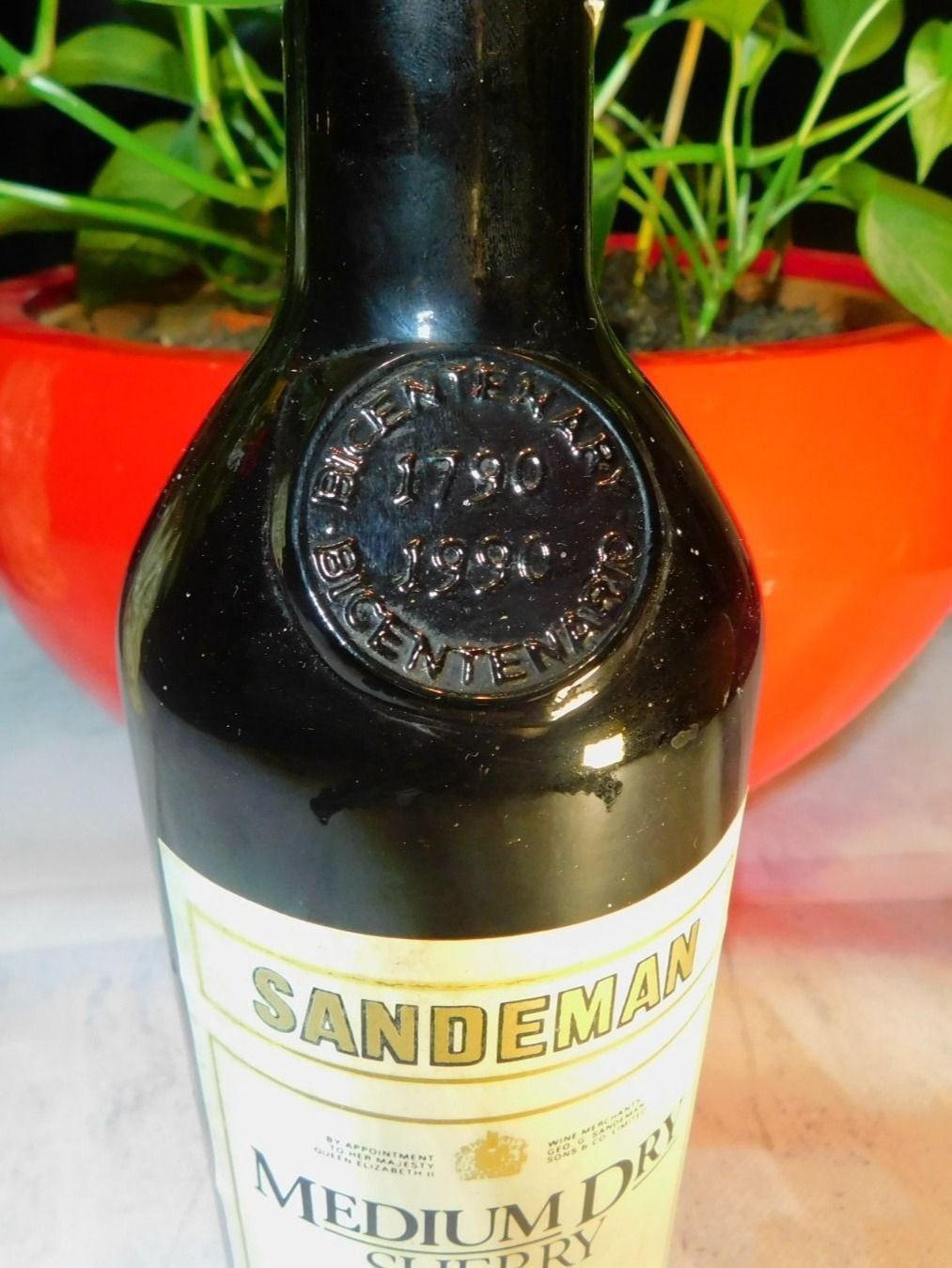 Bevande alcoliche: Sandeman Medium Dry Sherry 1990s – Nuovo (secondo la descrizione) da Emmenbrücke venduto da Ulisse-22 4