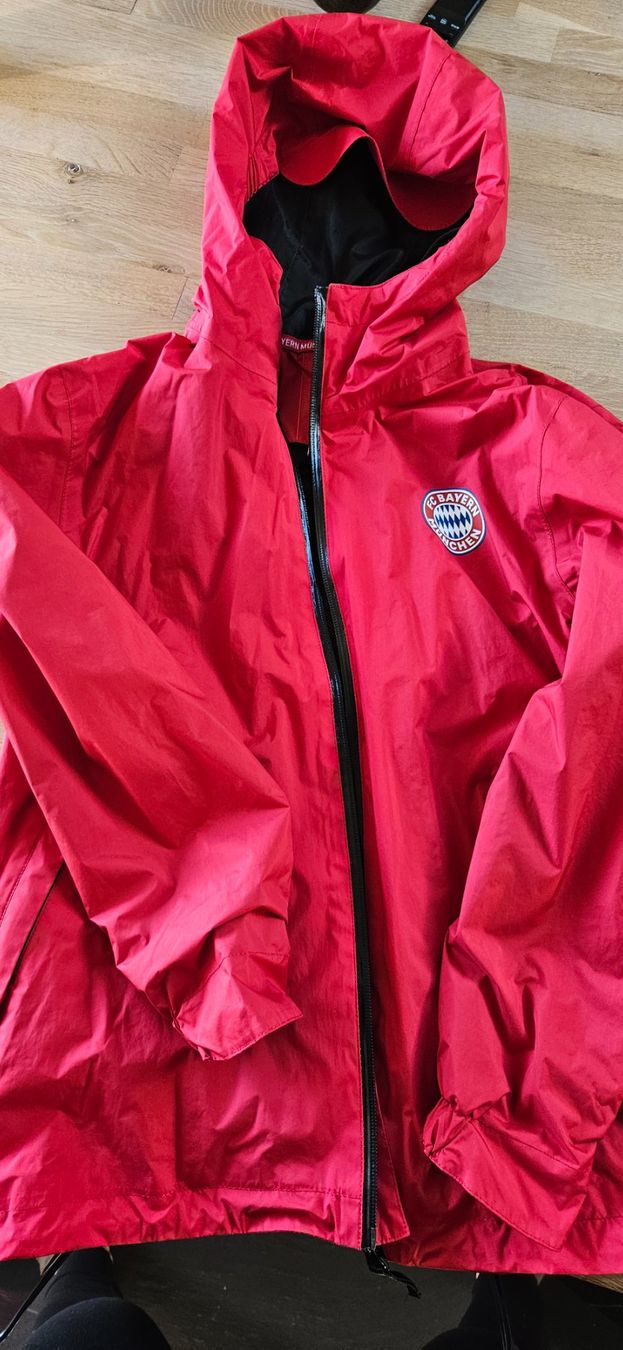 Bayern München Vestes: K-Way Bayern Munich – Neuf (Voir description) à La Sagne NE par axel2007 1