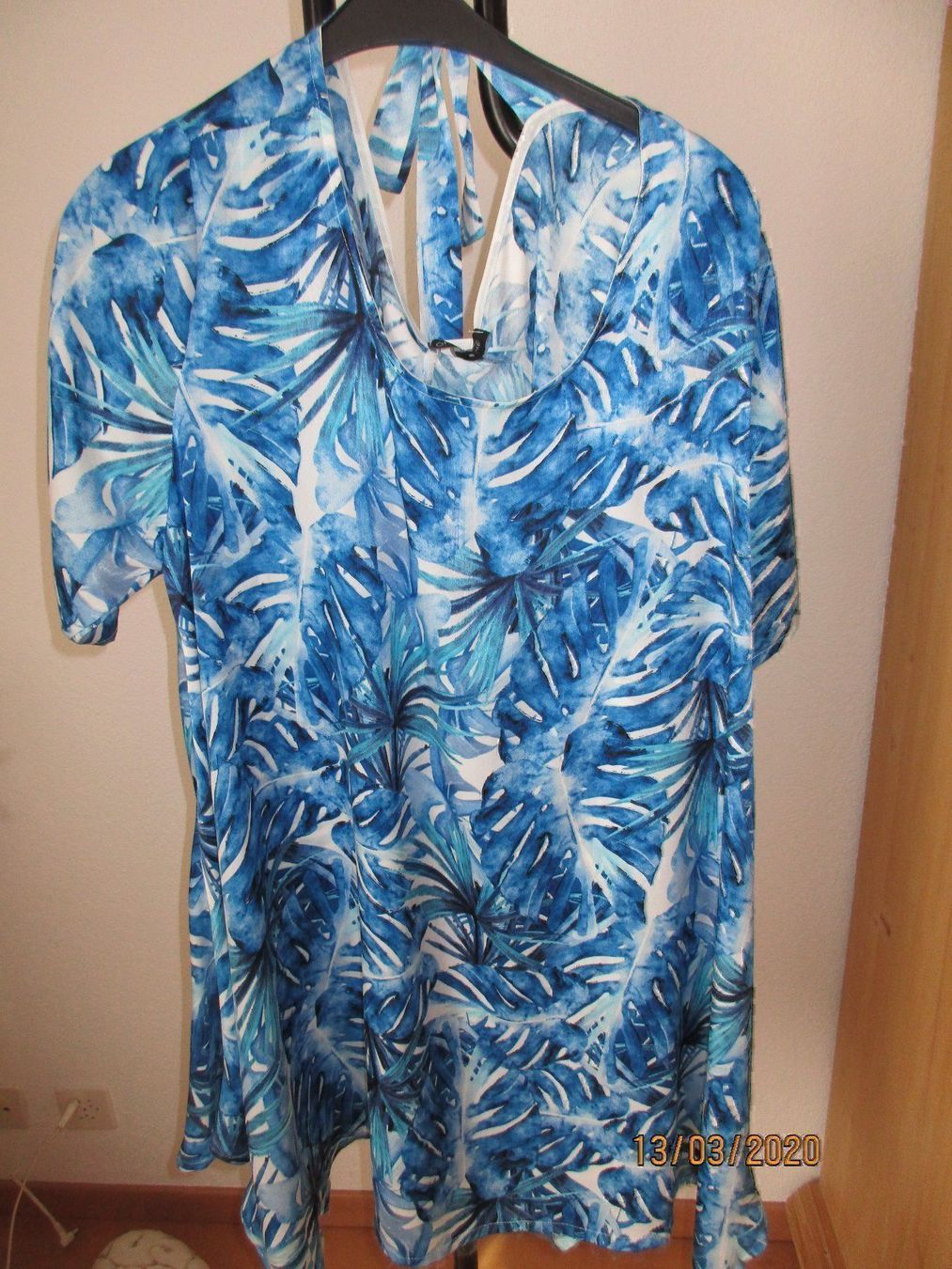 T-shirt: ONE ONE langes Shirt 44-46 – Nuovo (secondo la descrizione) da Ottenbach venduto da Claurin
