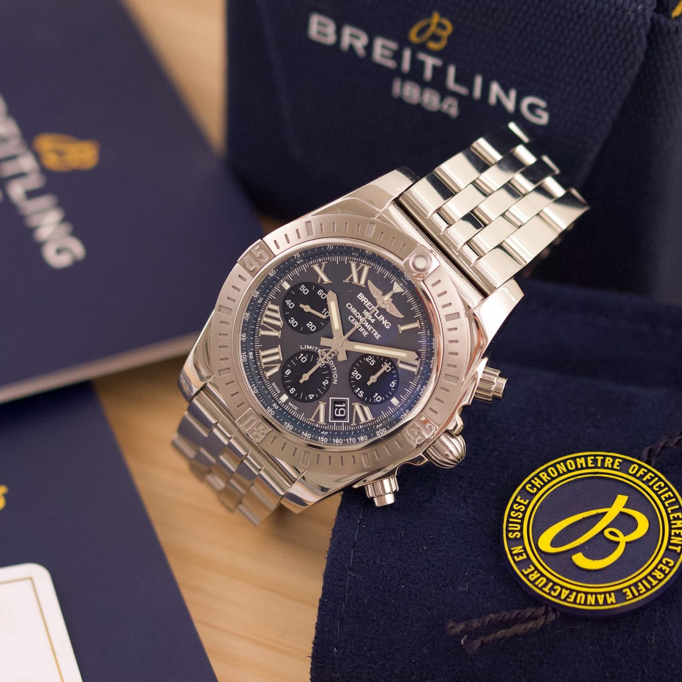 Breitling Orologi: Breitling Chronomat Blue Shell Ltd/ AB01153/ 2022 / Full Set – Usato da Luzern venduto da PrimeSwissTime 1