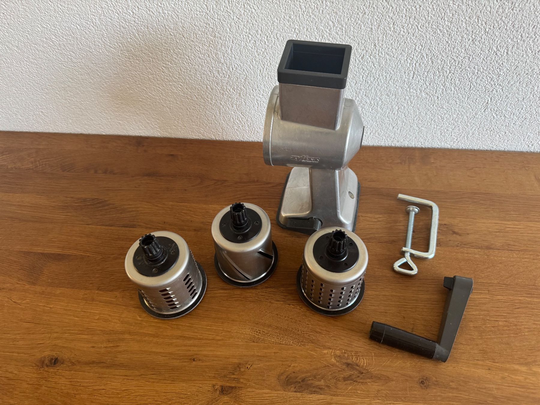 Zyliss Appareils de cuisine: Zyliss Trommelreibe Raffel/ 3 Trommel – D'occasion à Frauenfeld par difi67 2