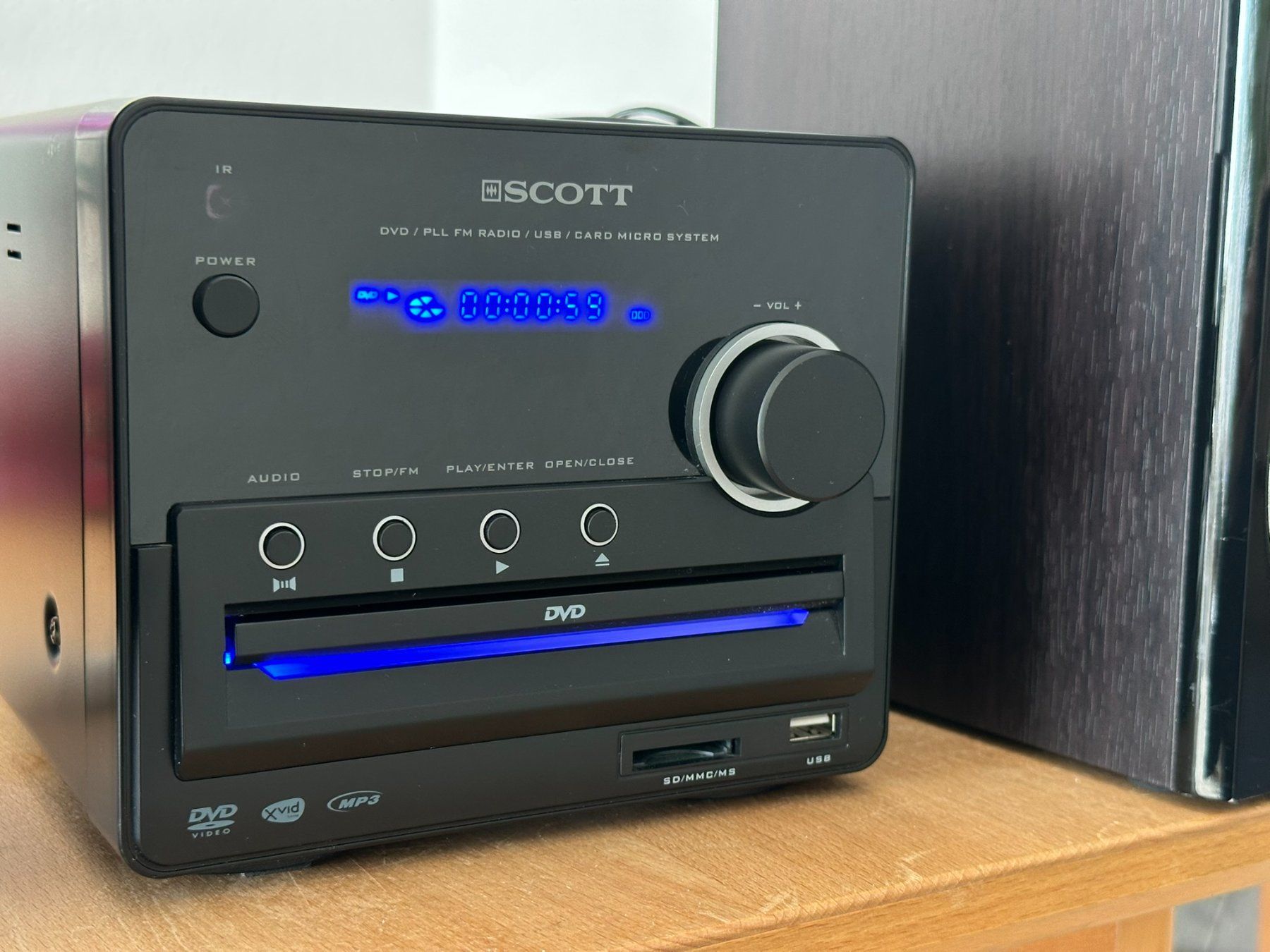 Systèmes audio & multimédias: Scott DVD MICRO SYSTEM S2 (CD-Ripper -> USB) – D'occasion à Kleinwangen par lamboboy 3