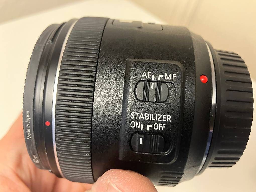 Canon Obiettivi: Canon EF 35mm 1:2 IS stabilisé – Usato da Genève venduto da Capt3 1