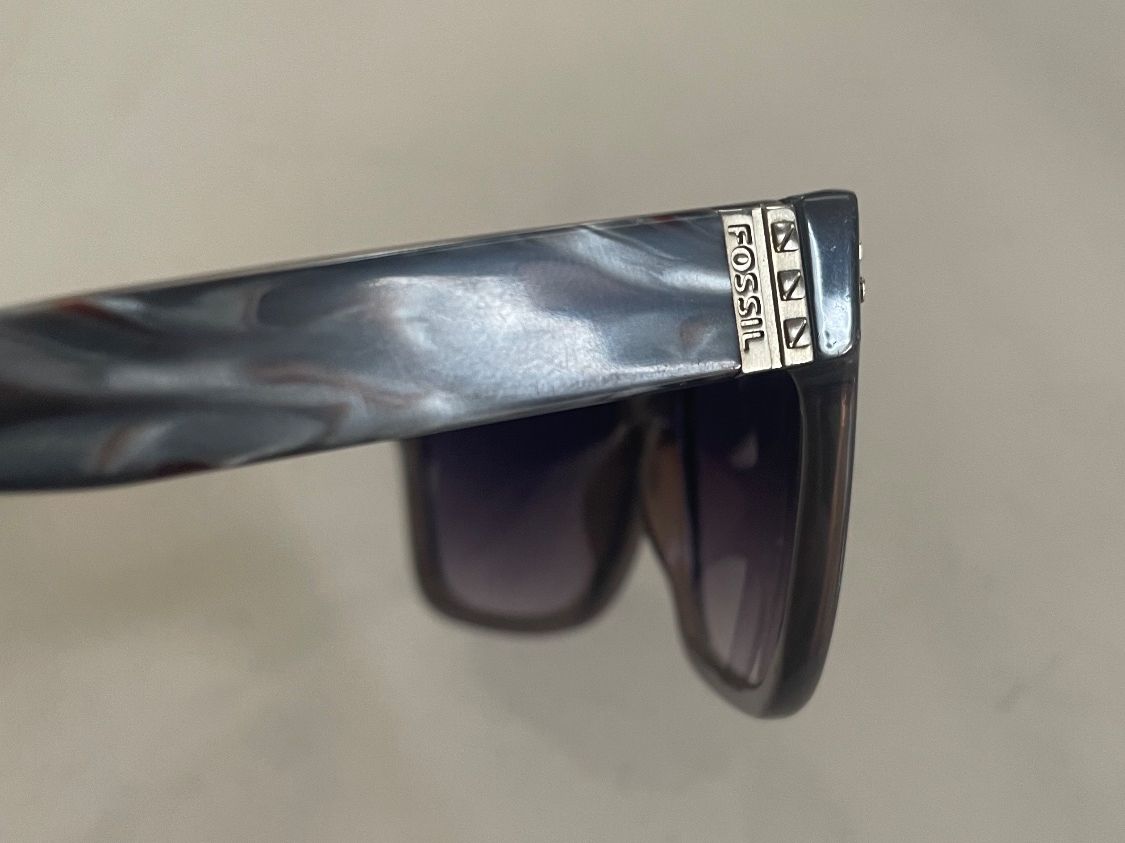 Fossil Occhiali & Lenti: Fossil Sonnenbrille  Sunglasses – Usato da Minusio venduto da Pink222 1