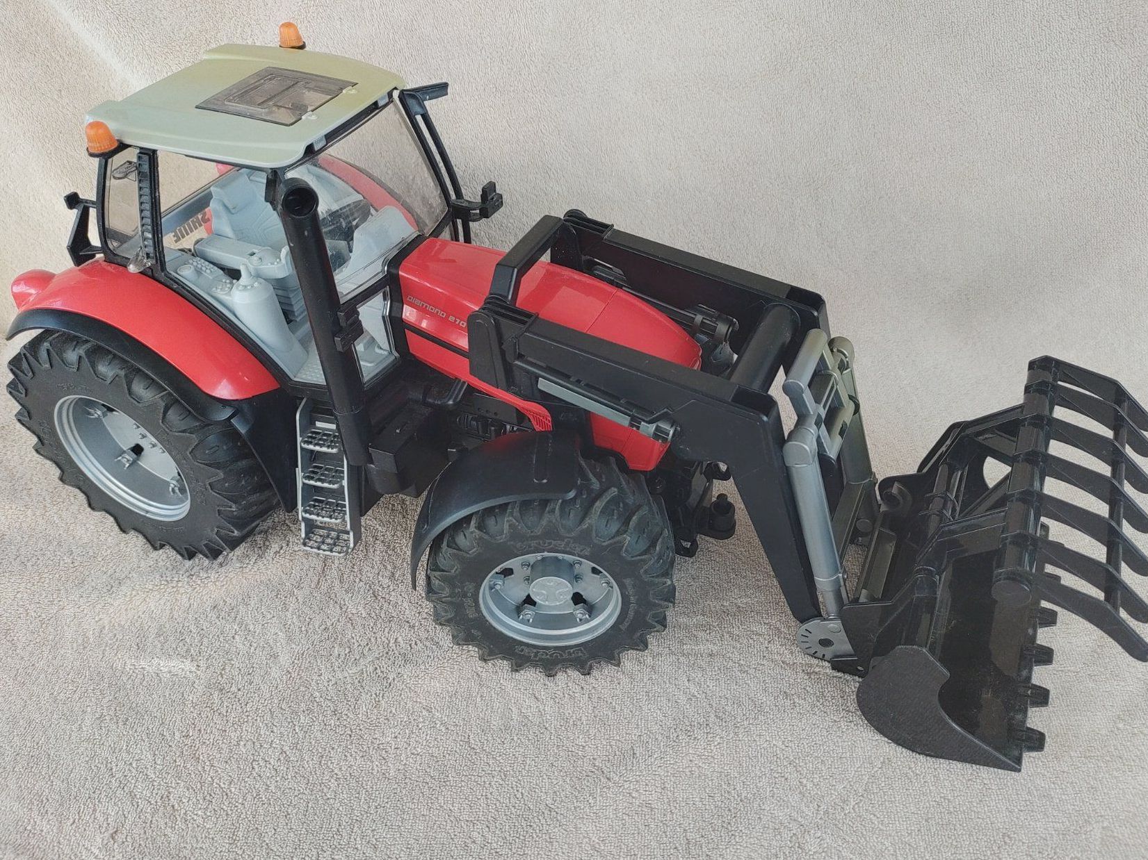 Bruder Giocattoli: Spielzeugtraktor mit Frontlader Same Diamond 270 – Usato da Strengelbach venduto da Phorensic_30 1