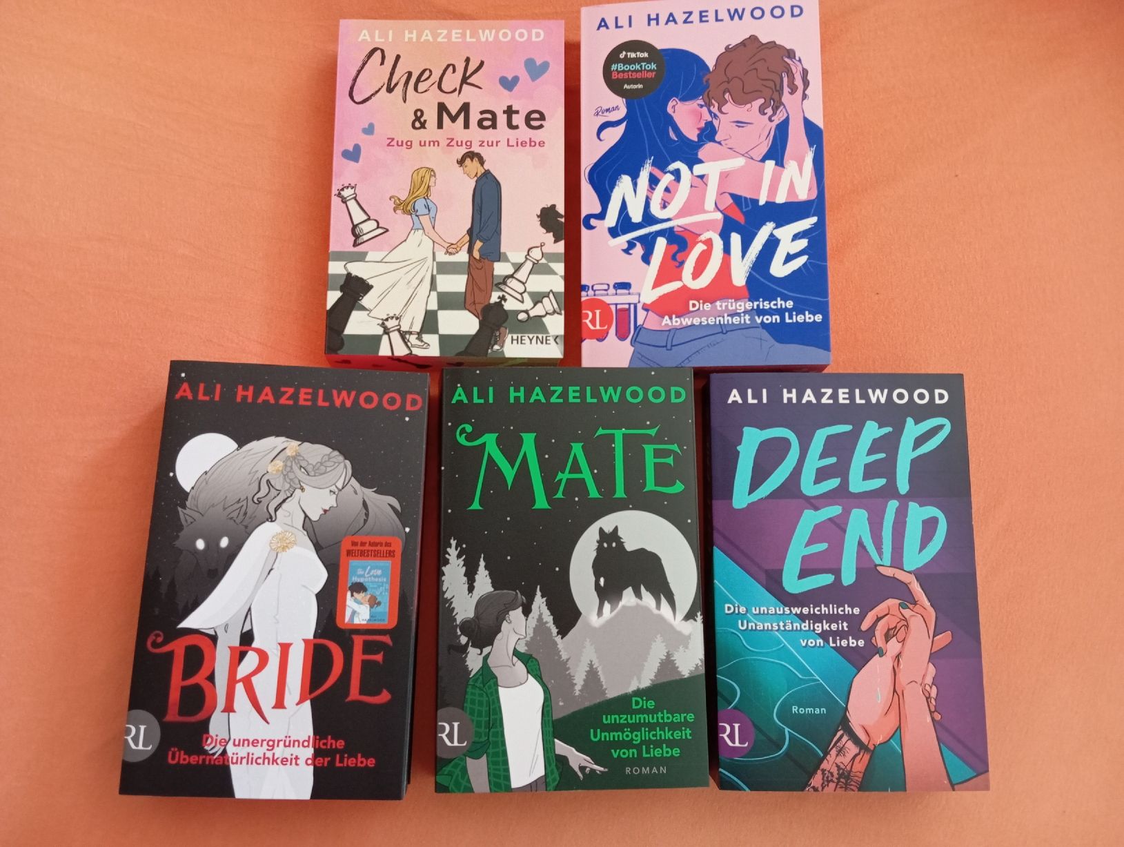 Bücher: Ali Hazelwood : 5 Bücher mit Farbschnitt !!! – Gebraucht aus Neftenbach von Anitatraber