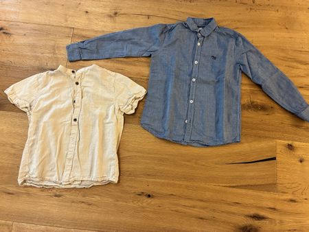 2 Hemden / blau und beige / Grösse 122-128 Zustand top