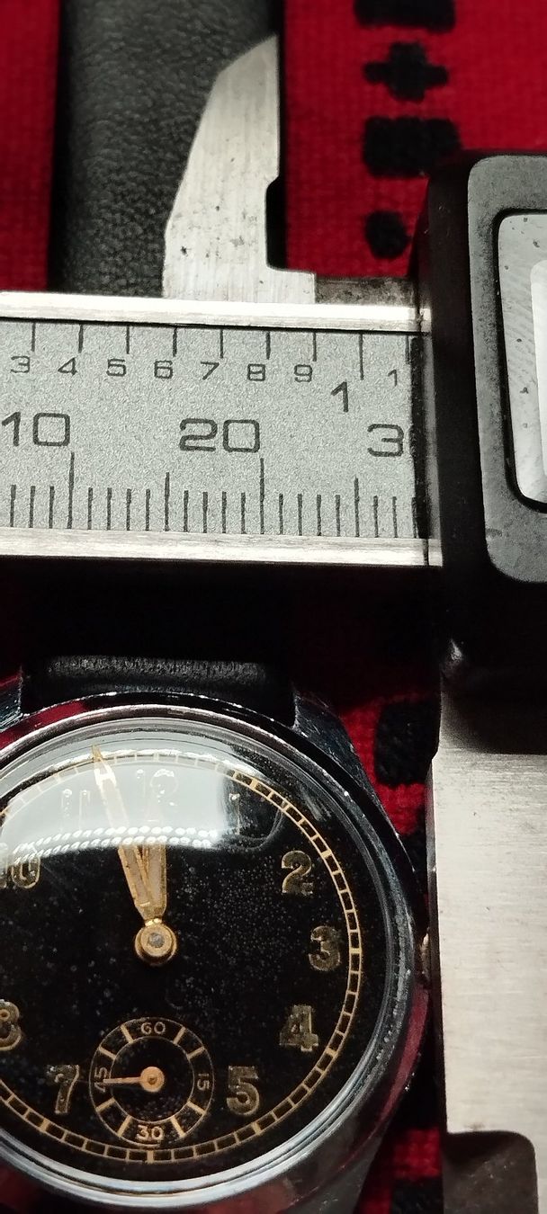 Orologi: montre années 40's – Usato da La Chaux-de-Fonds venduto da jac_9llg 8