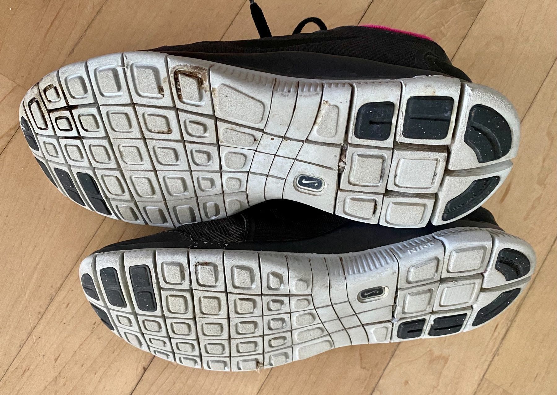 Nike Scarpe da donna: Turnschuh Nike / Gr 38 – Usato da Hergiswil NW venduto da Labello01 3