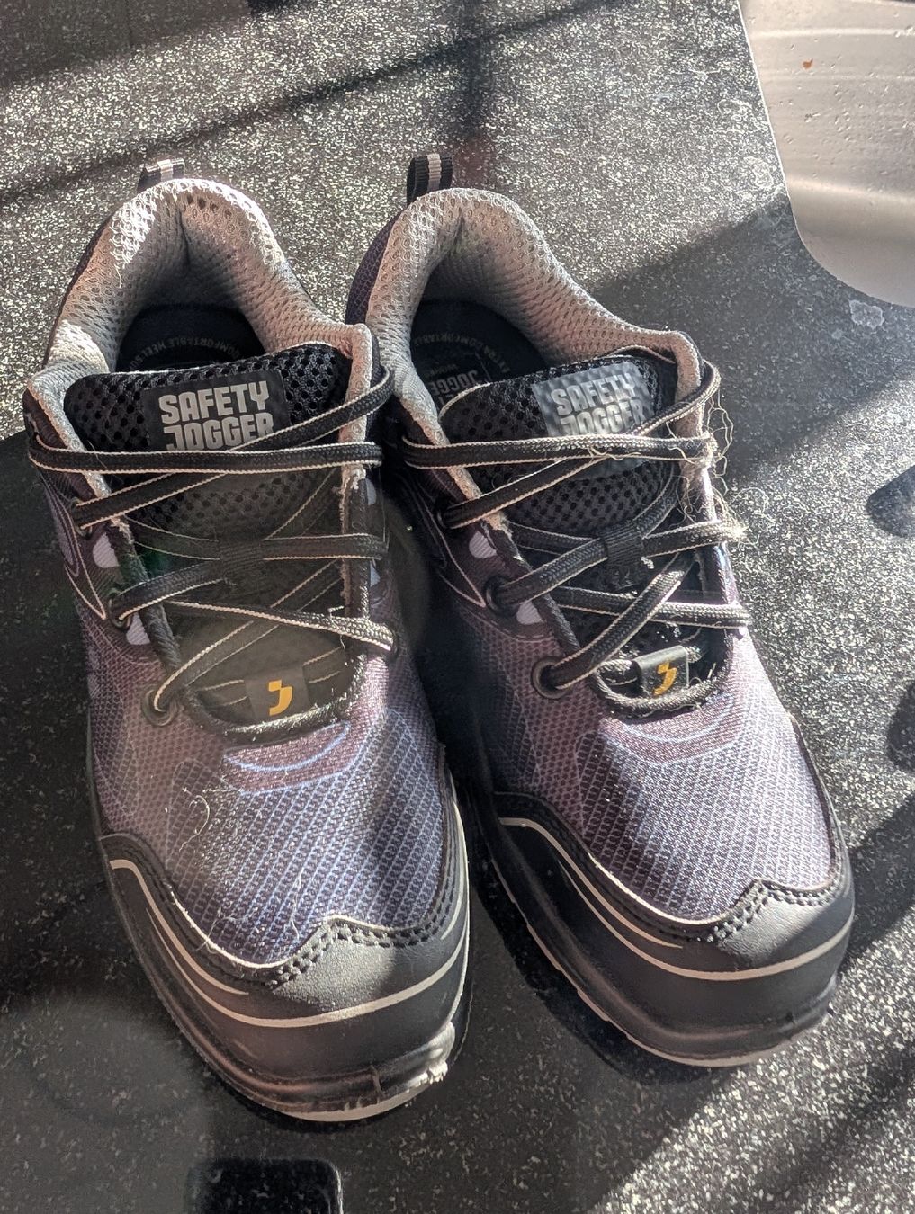 Scarpe da donna: Sicherheitsschuh – Nuovo (secondo la descrizione) da Oeschgen venduto da cyr_ww2x