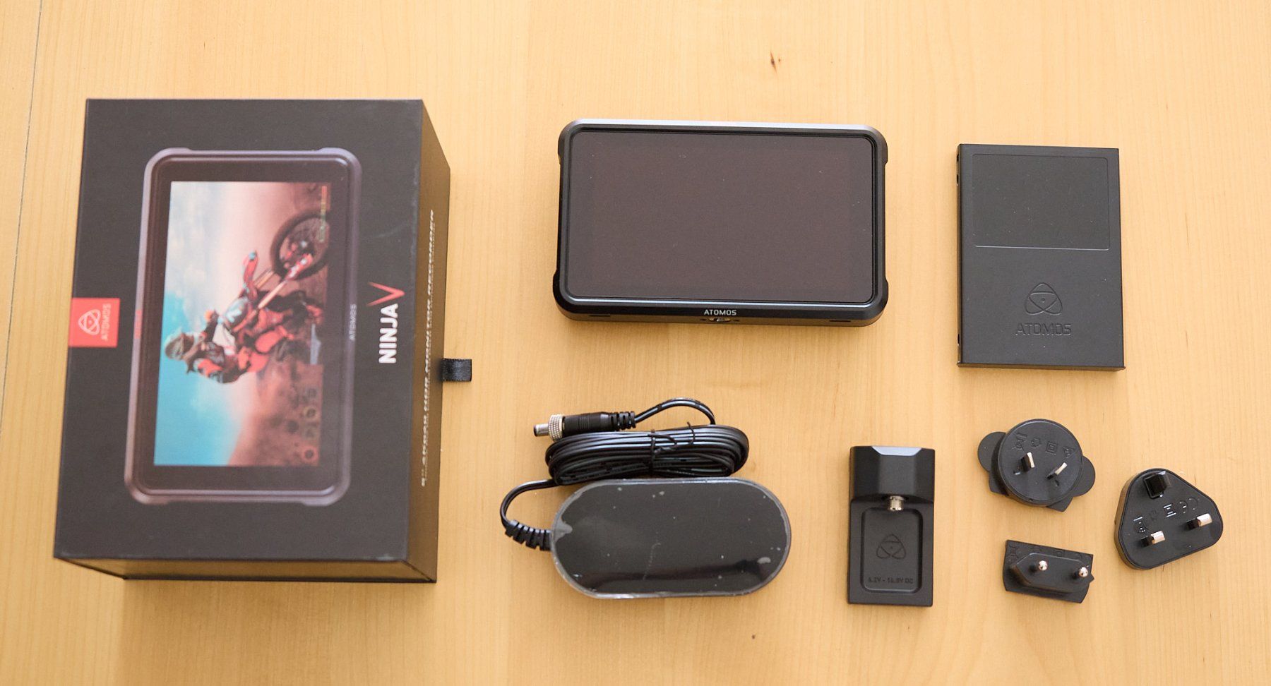 Atomos Aufnahmegeräte: Atomos Ninja V 5" Monitor/Recorder Bundle mit Zubehoer – Gebraucht aus Bern von xabern 1