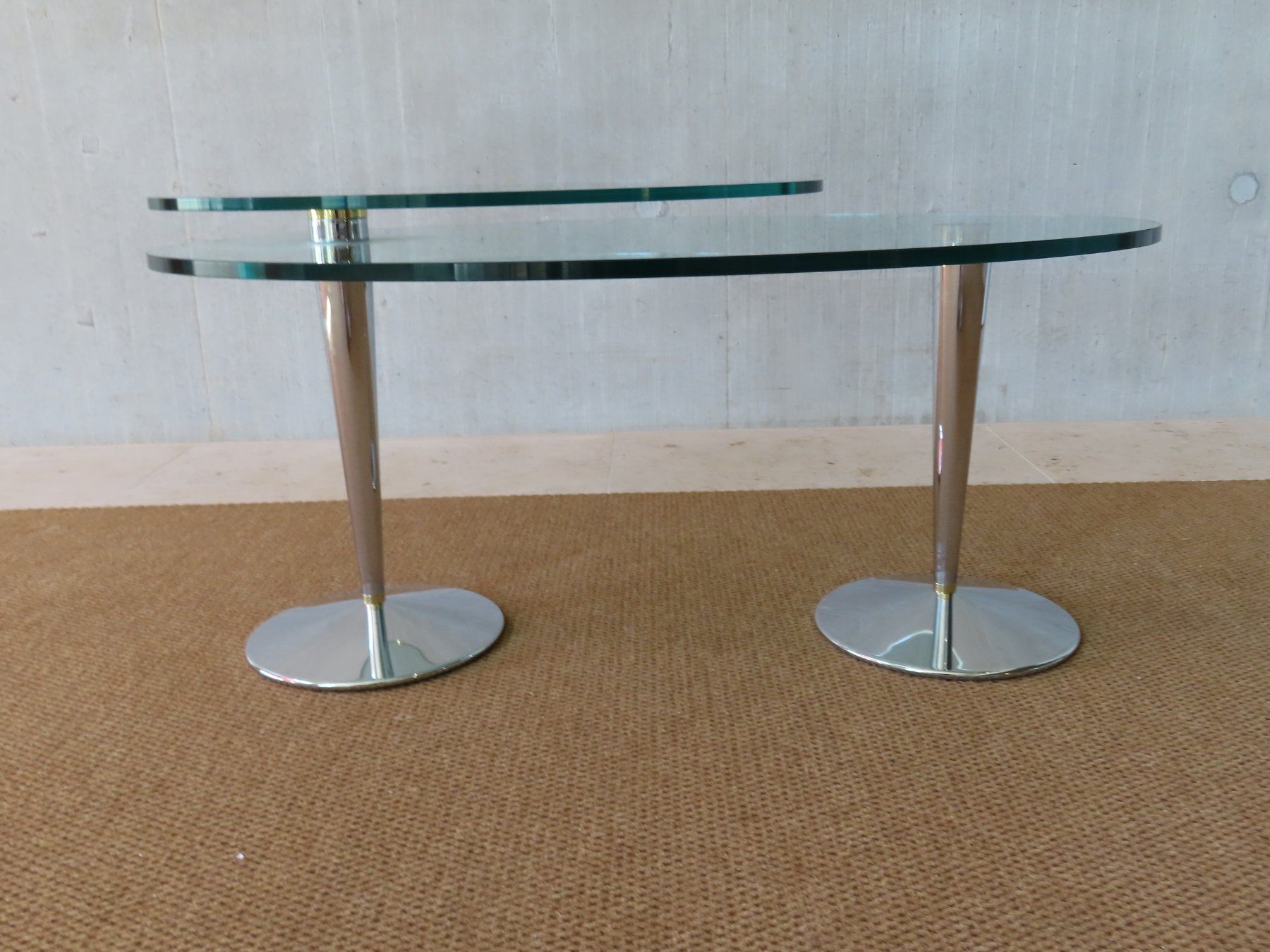 Tavoli: Design Glas-Couchtisch schwenkbar – Usato da Reinach BL venduto da WBZ-Flohmarkt