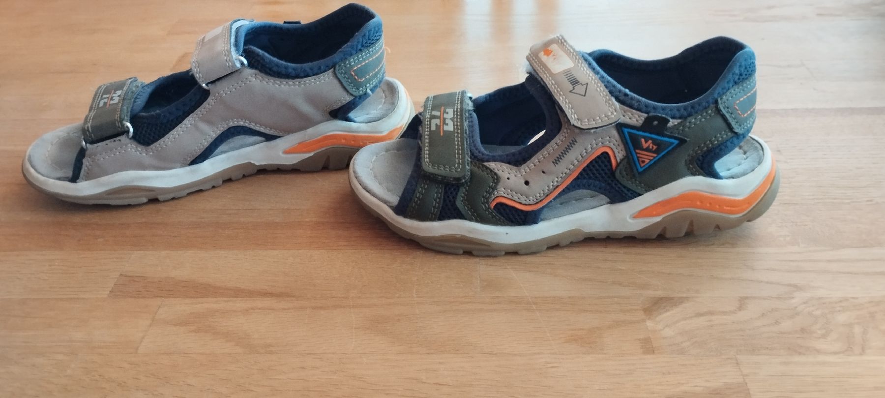 Scarpe per ragazzi: Kinder Sandalen gr. 34 – Usato da Mörel venduto da MJoaoCosta 2