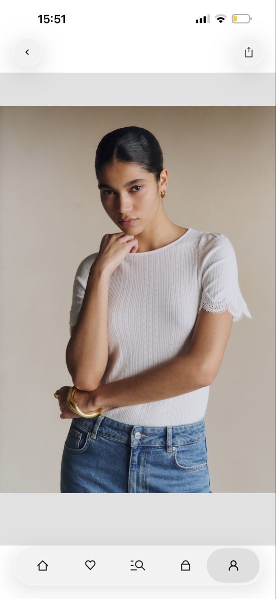 Sezane T-shirt: Sèzane Clea Tshirt – Nuovo (secondo la descrizione) da Aarau Rohr venduto da ash_m7hq 4