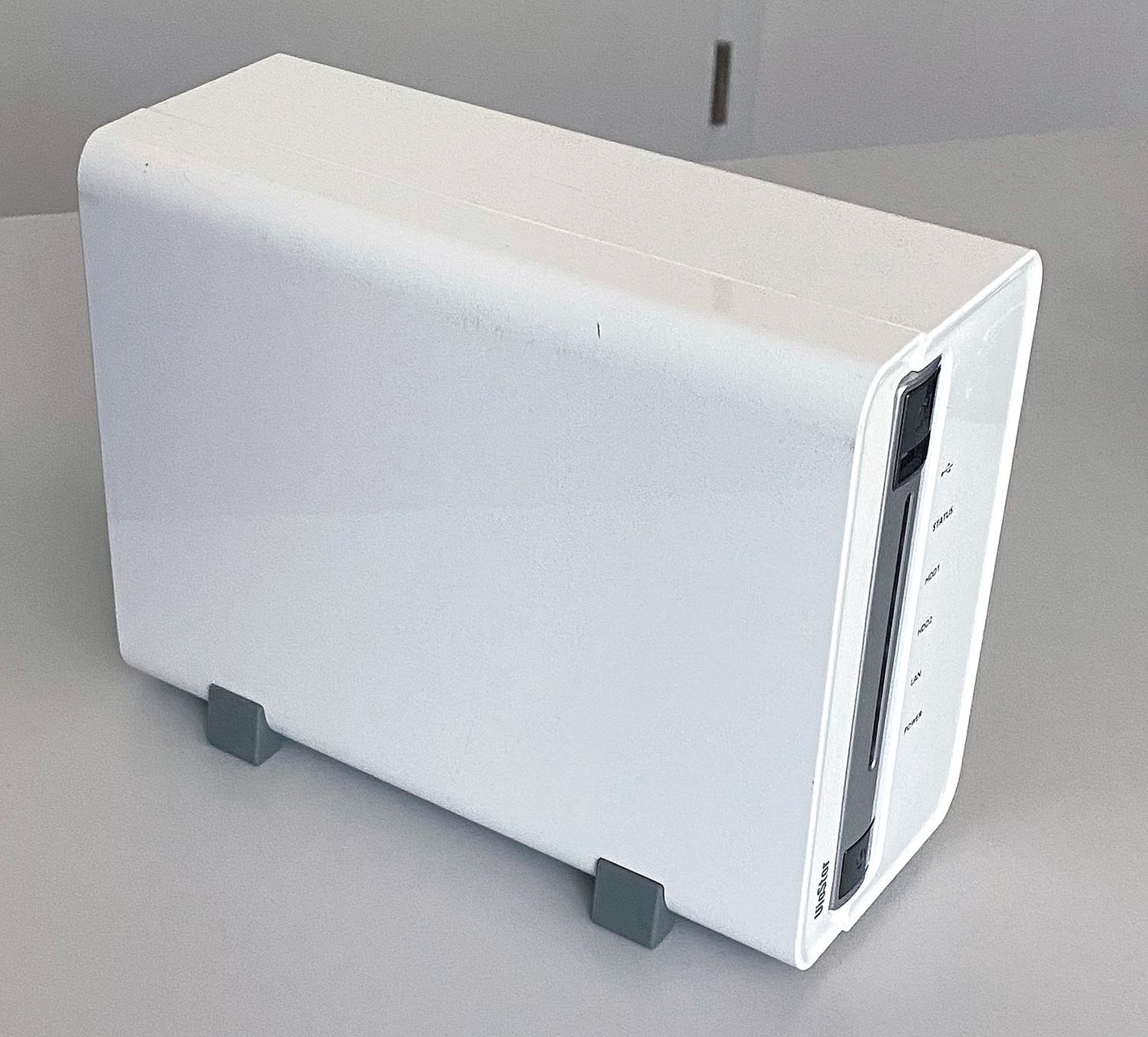 Qnap Server: QNAP Network Video Recorder - VioStor NVR VS-2108L – Usato da Müntschemier venduto da wayllu 5