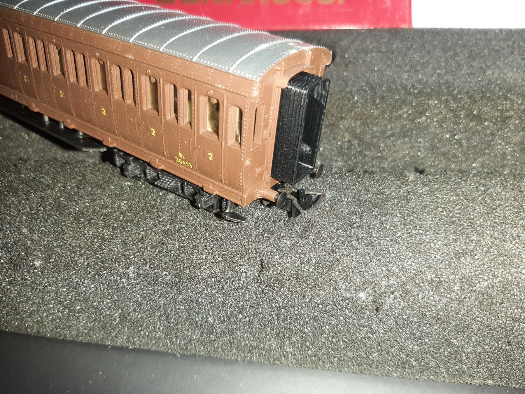 Rivarossi Modelleisenbahnen: RIVAROSSI – Gebraucht aus Avully von RIVALIS 4