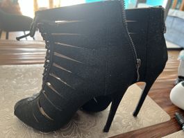 Stiefeletten schwarz glitzer Grösse 38 mit Schnürung